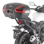 Adaptador posterior específico para maleta MONOLOCK® para Honda CB 500 Hornet (2024-) de Givi