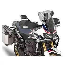 Universal mittens for motorcycles equipped with Givi handguards