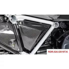 Triangular carbon right side cover for BMW R 1250 RS by Hornig